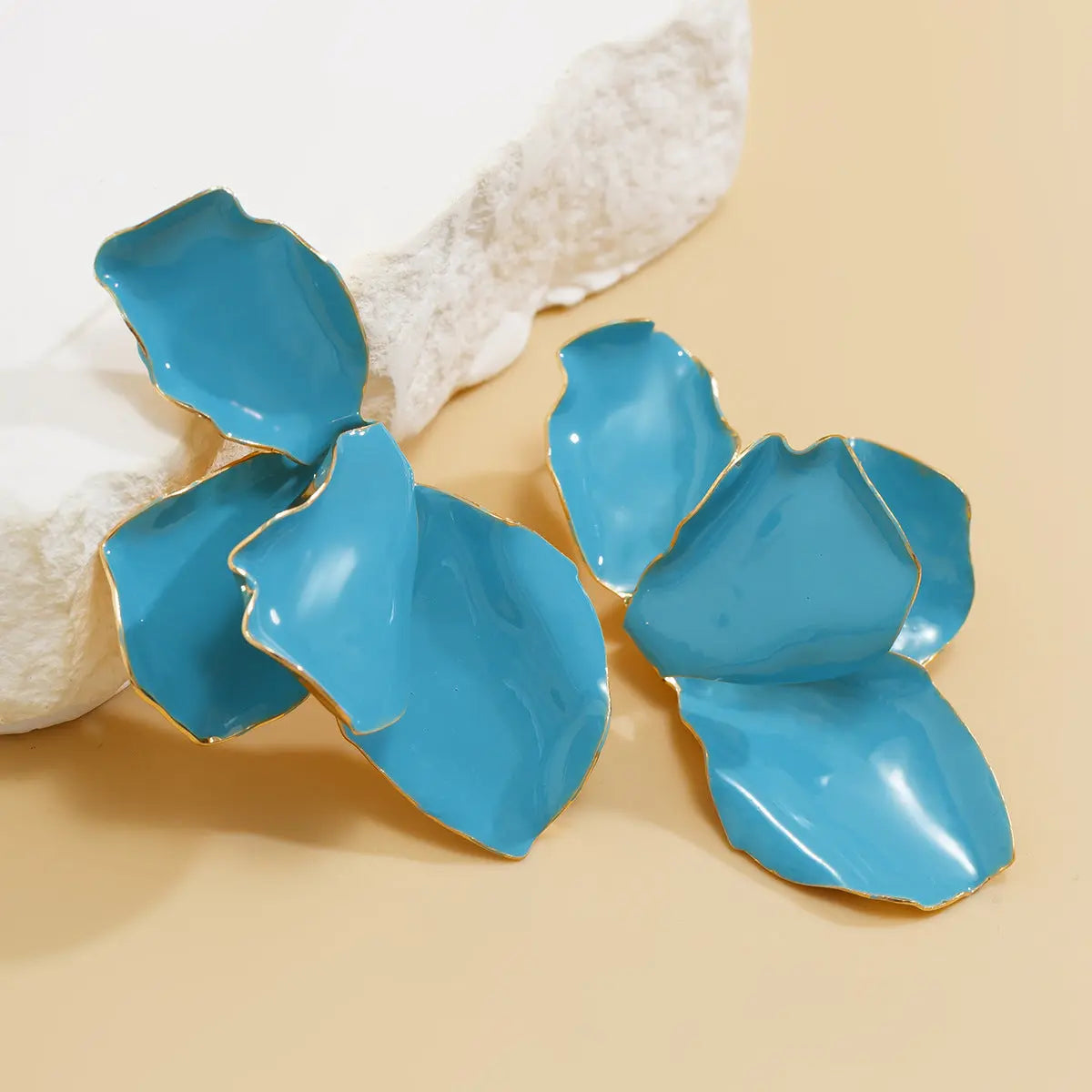 Gradient Petals Dripping Oil Exaggerated Earrings