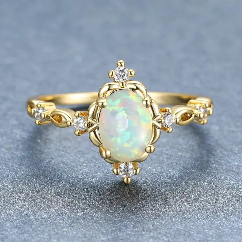 Drop-shaped Inlaid Zircon Alloy Ring