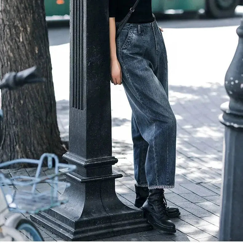 Fashionable High Waist Straight Jeans