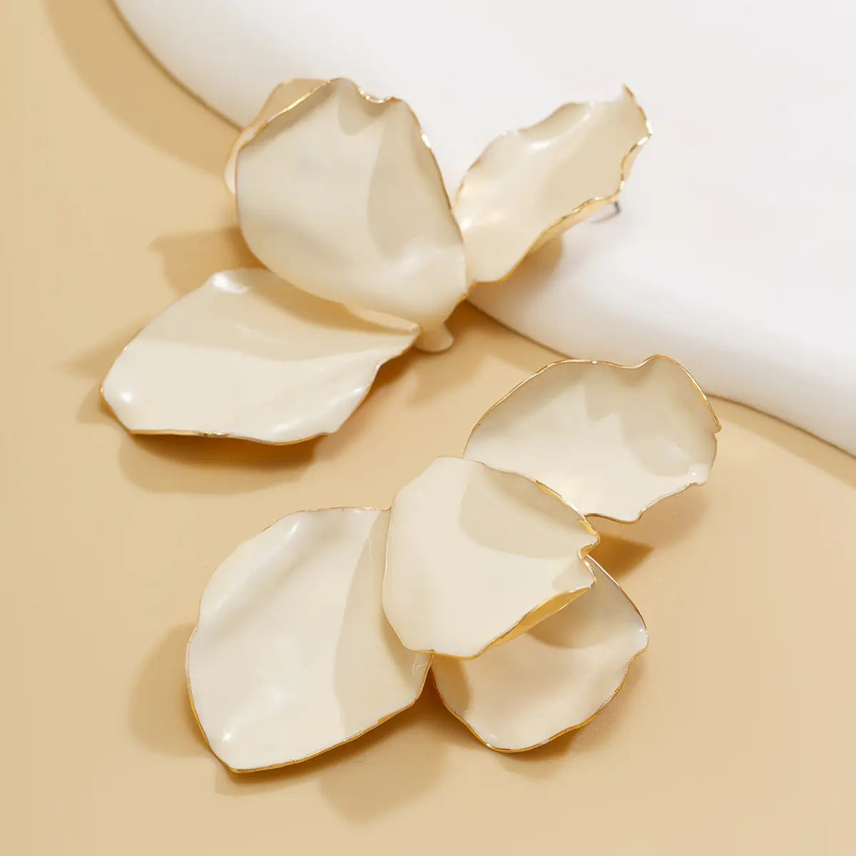 Gradient Petals Dripping Oil Exaggerated Earrings