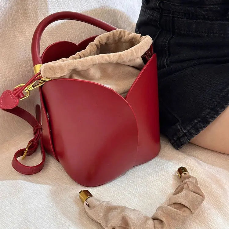 Popular Red Bridal Petal Portable Bucket Bag