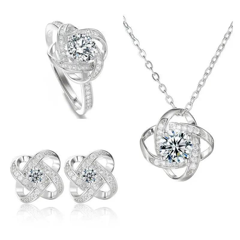 Clover Necklace Pendant Female Clavicle Chain -   0 #