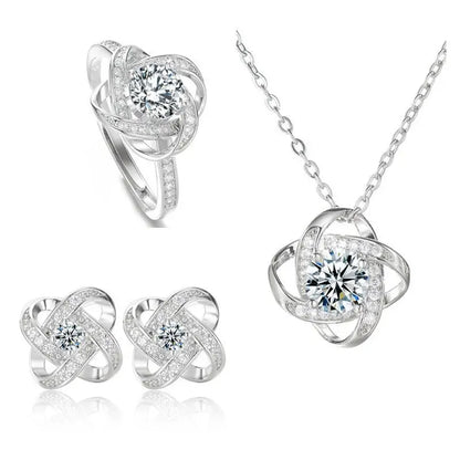 Clover Necklace Pendant Female Clavicle Chain -   0 #