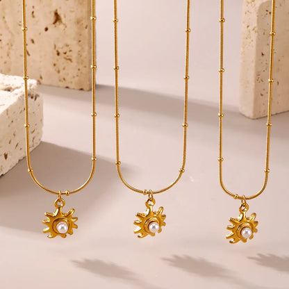 SUNFLOWER Shell Pearls Clavicle Necklace -   Schmuck #