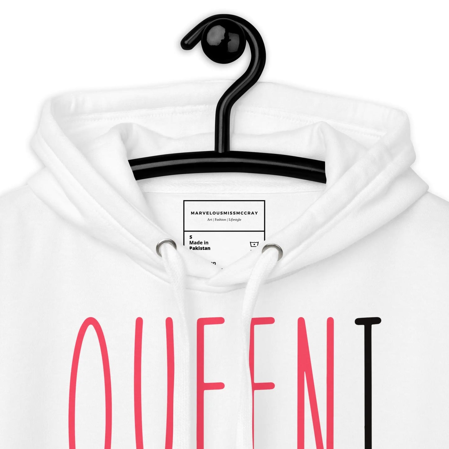 Queeni McHeart - Unisex-Kapuzenpullover -   Hoodies, Pullover, Jacken, Sweatpants, Jogginghosen, Hosen #