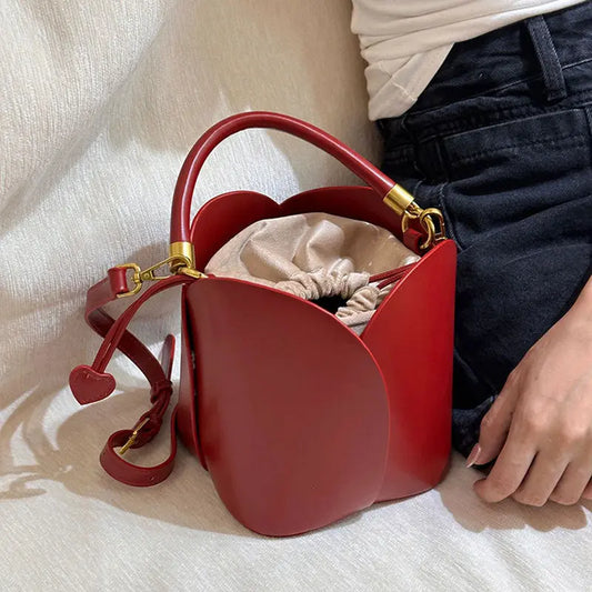 "Red Bucket" - Handtasche -   Taschen #